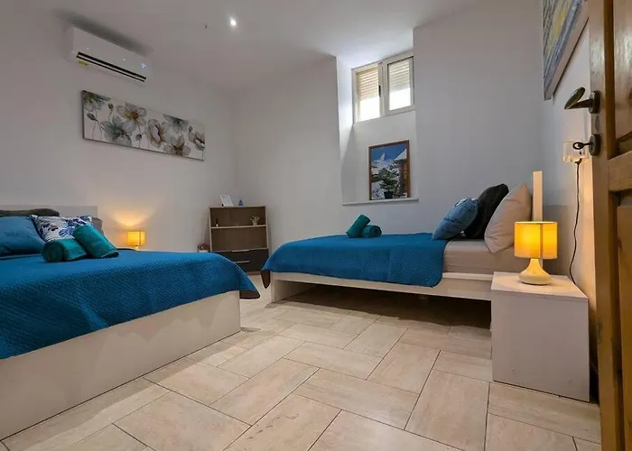 Iksl Apartment